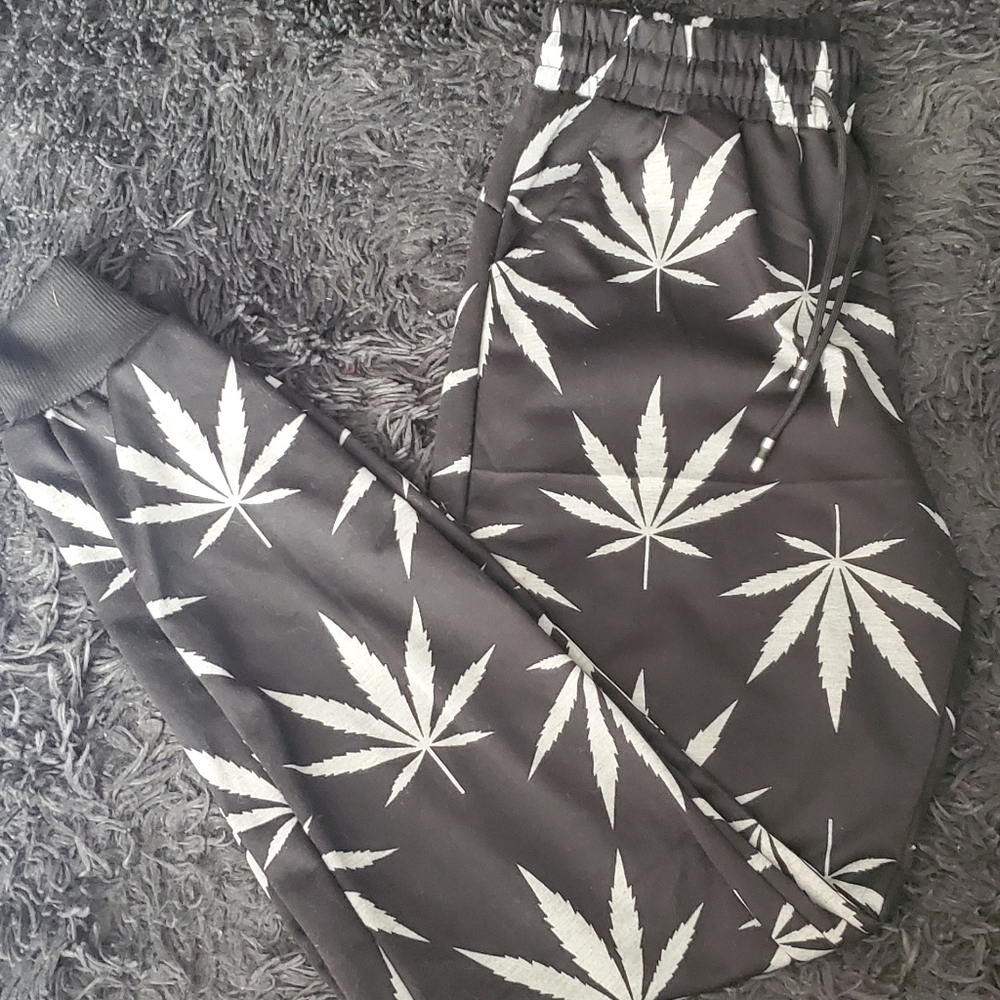 Weed pants